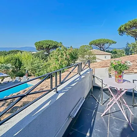 Reninca-10 Personnes-piscine * Saint-Tropez