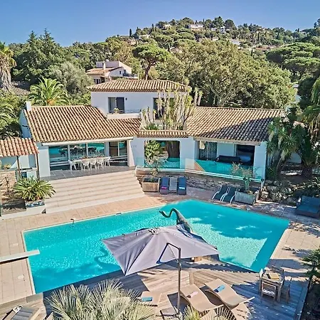 Reninca-10 Personnes-piscine Saint-Tropez